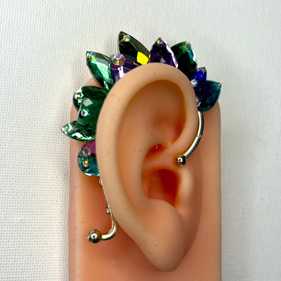 Purple and green rhinestone ear cuff - Picture 1 of 4